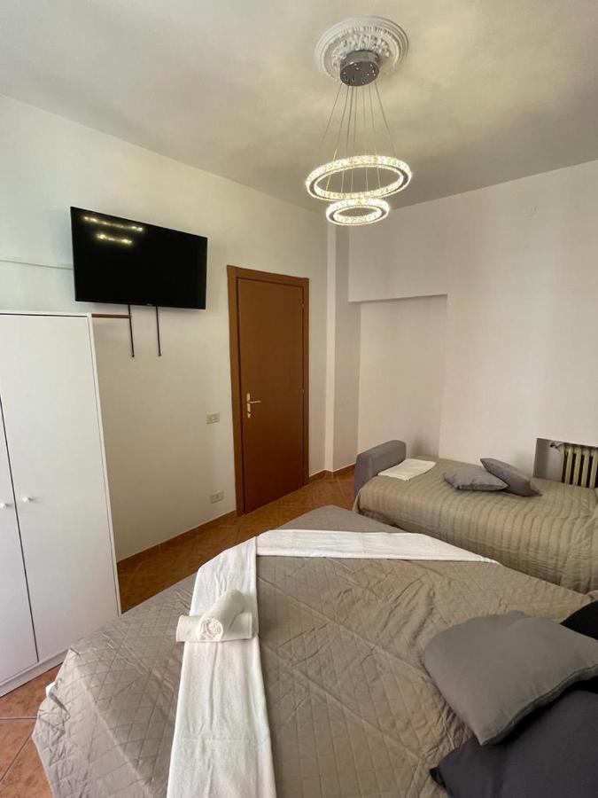 Destiny Home 2 Verona - Piazza Isolo Εξωτερικό φωτογραφία